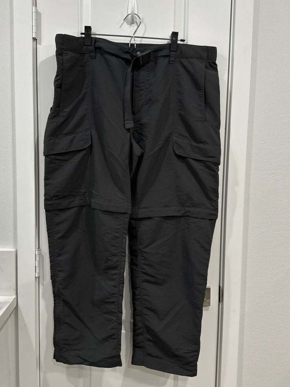 The North Face Men's Paramount Convertible Cargo Hiking Pants Black